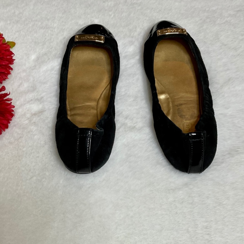 Coach Flats - Picture 7 of 9